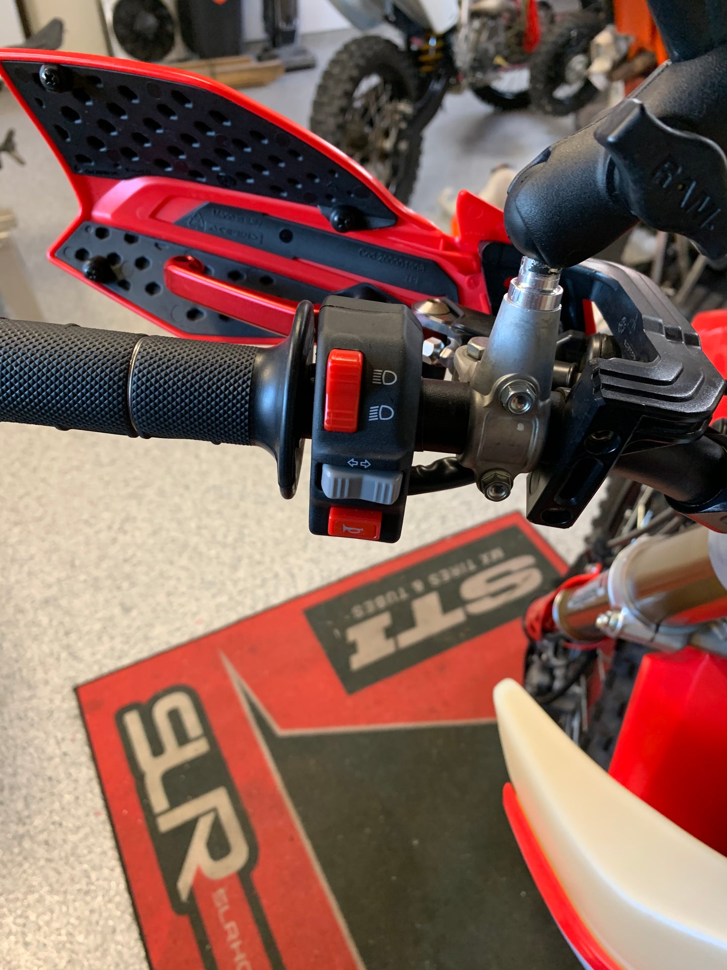 CRF450L/ RL Slim Switch